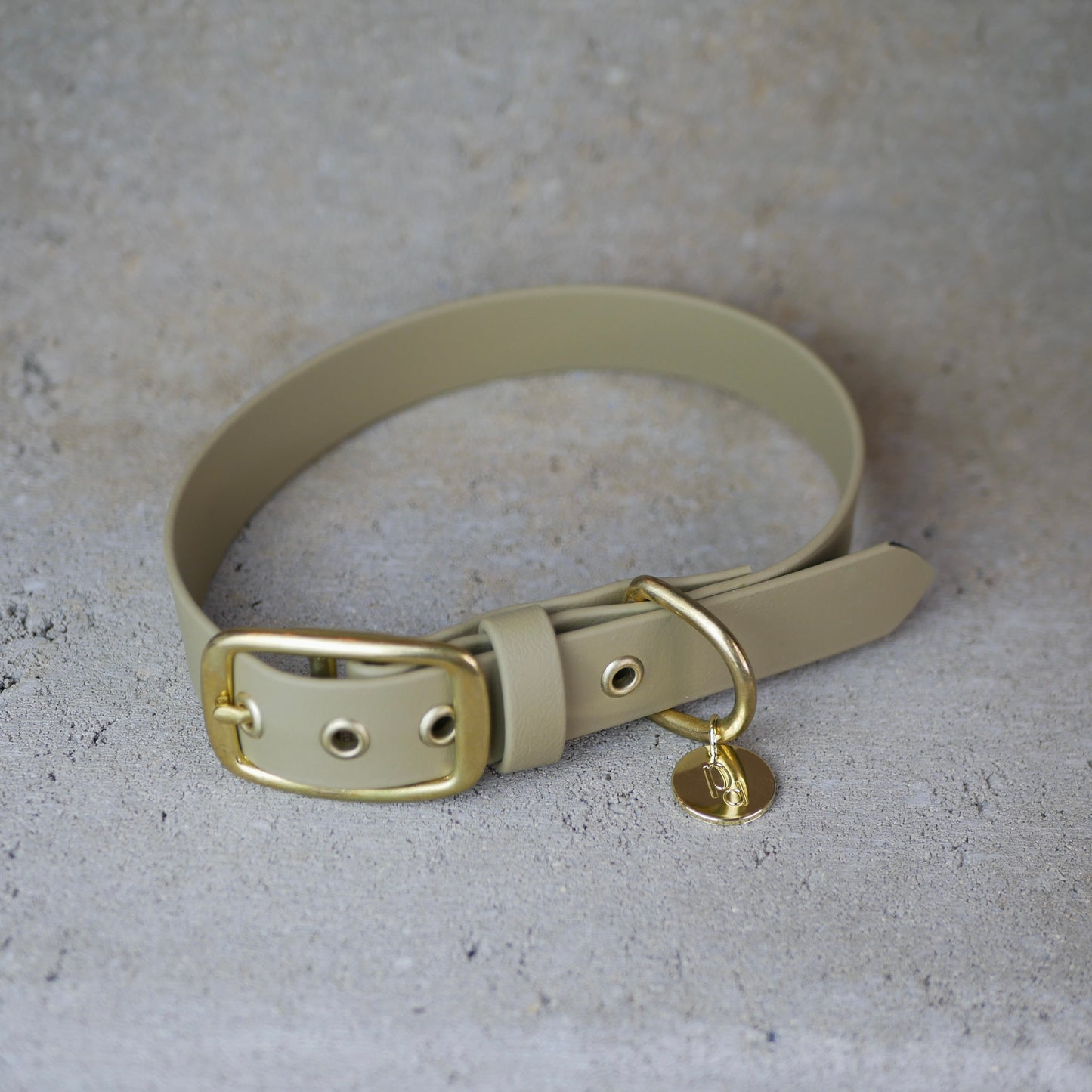 Halsband grössenverstellbar Beige mit Tuch